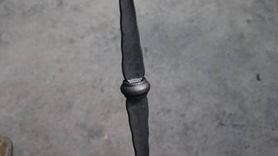 Hammered baluster with a small raised collar detail